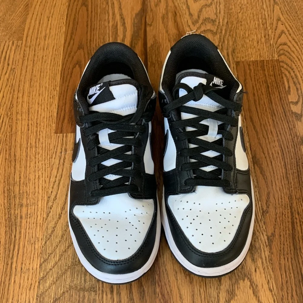 Nike women Panda Dunks